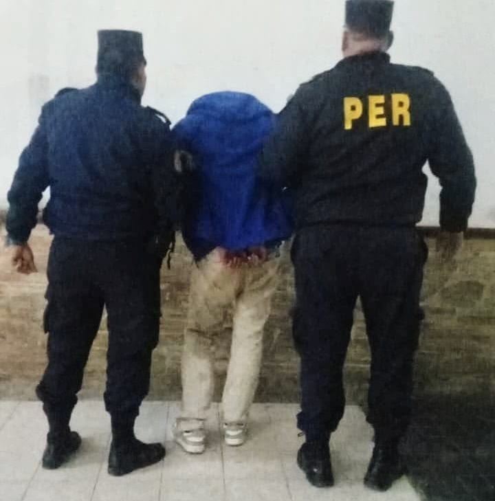 Incidente durante los festejos por el Mundial: un hombre intentó agredir a un policía y fue detenido